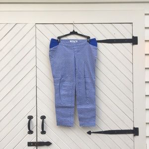 Old Navy Maternity Pixie Ankle Pants